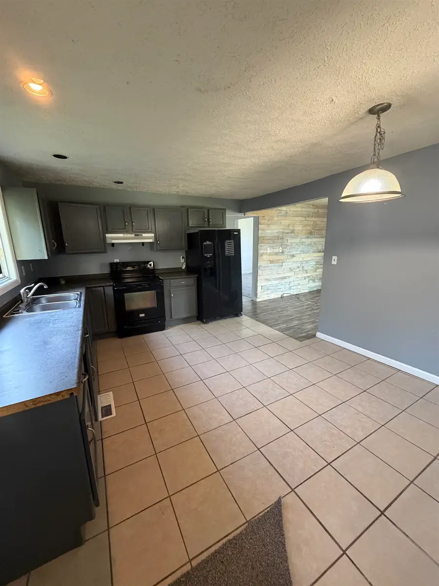353 Hickory Drive, Connersville, IN 47331 - #2