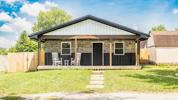 3318 Richmond Avenue, Connersville, IN 47331