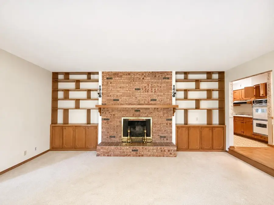 816 E TULIP LANE, Connersville, IN 47331 - #3