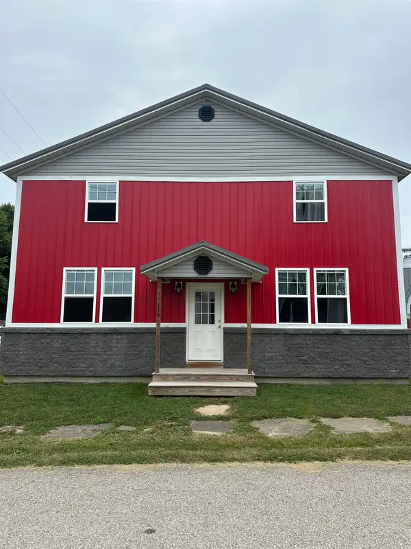 114 N Pillsbury Street, Milroy, IN 46156