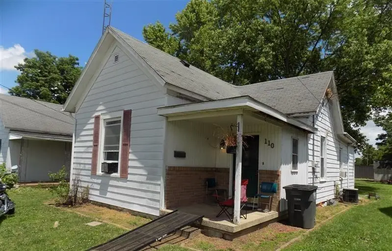 110 E 18th, Connersville, IN 47331 - #1