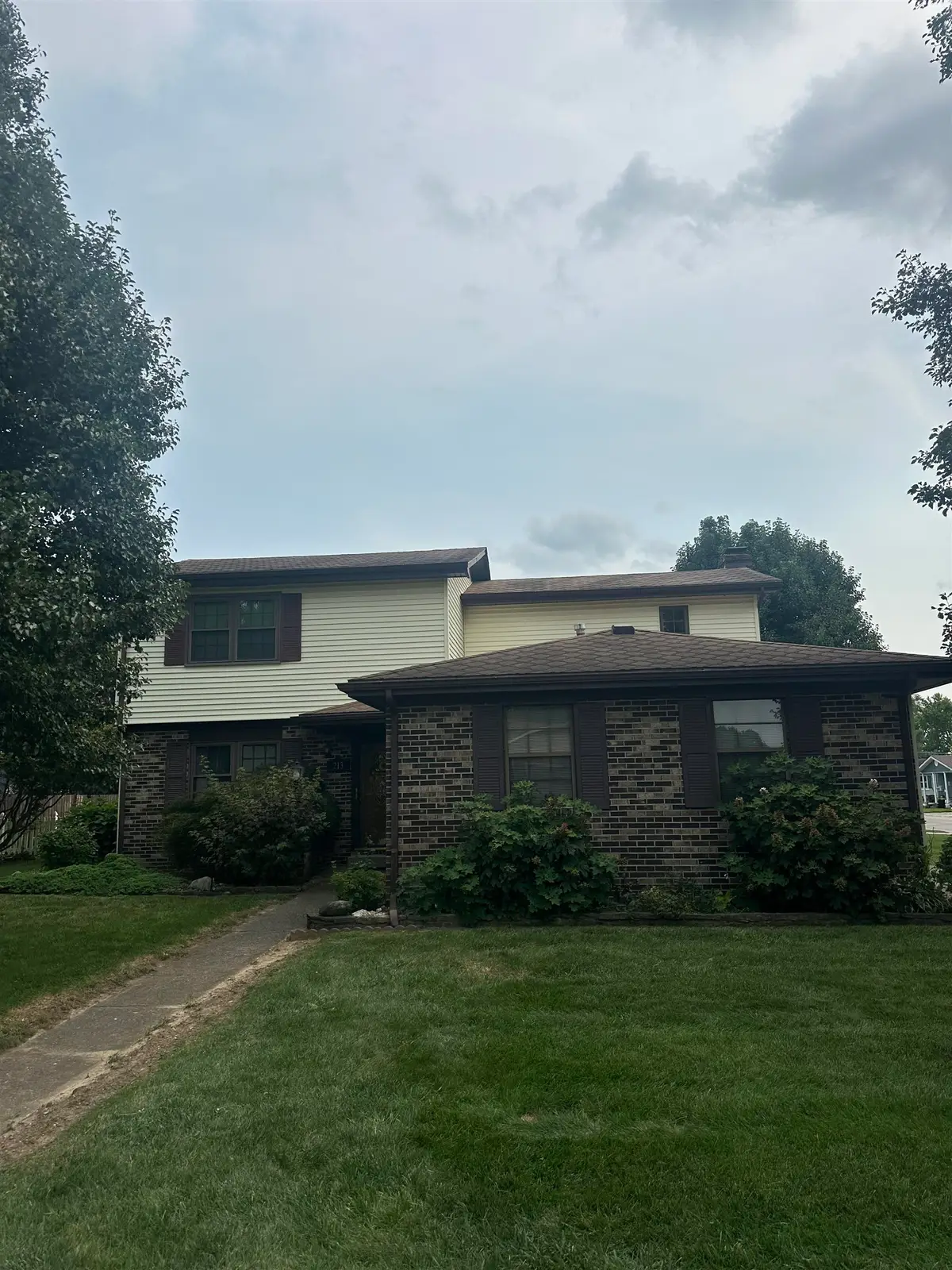 213 Wilmore St, Connersville, IN 47331 - #1