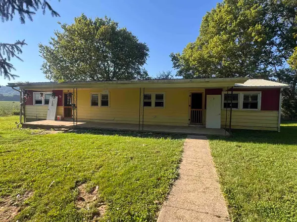 19058 Mount St., Metamora, IN 47030