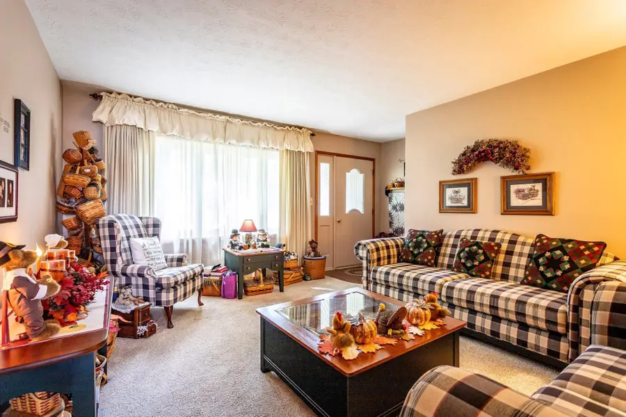 2932 S Short Drive, Connersville, IN 47331 - #2