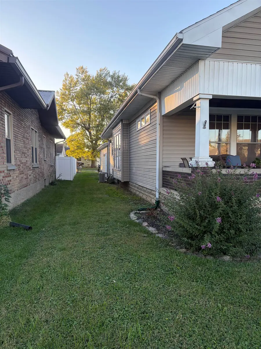 2127 Grand Ave, Connersville, IN 47331 - #3