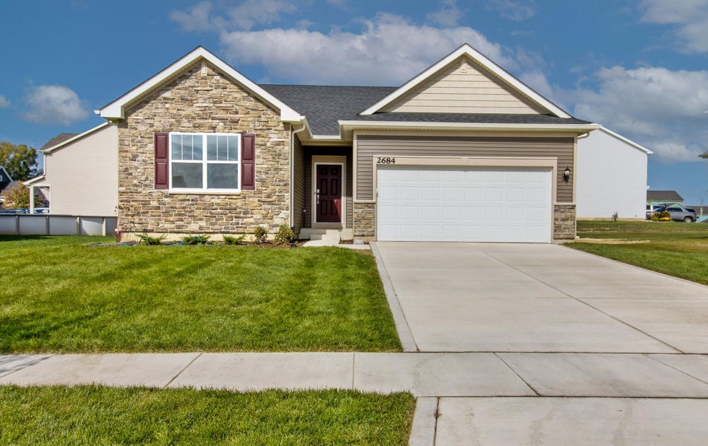 17779 Fieldstone Lane, Lowell, IN 46356 BHGRE