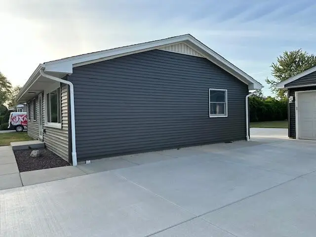 3412 W 104th Avenue, Crown Point, IN 46307 - Image #3