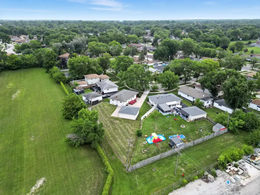 3312 E 170th Street, Lansing, IL 60438 - #3