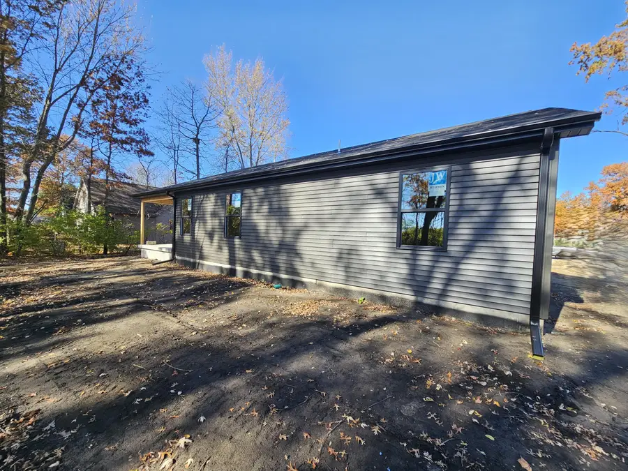 203 E Pine Street, Wheatfield, IN 46392 - Image #3