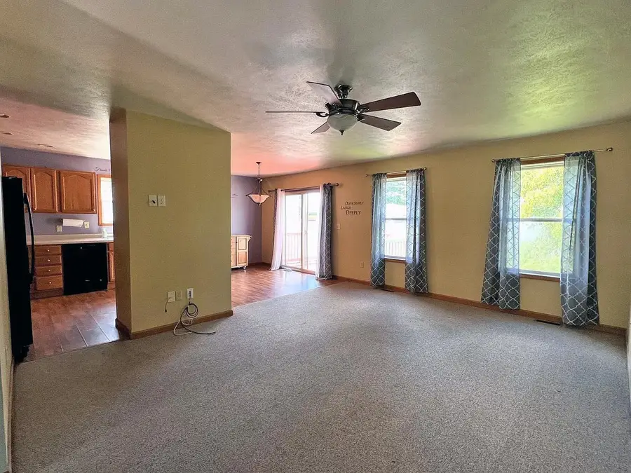 108 Whispering Boulevard, La Porte, IN 46350 - Image #2