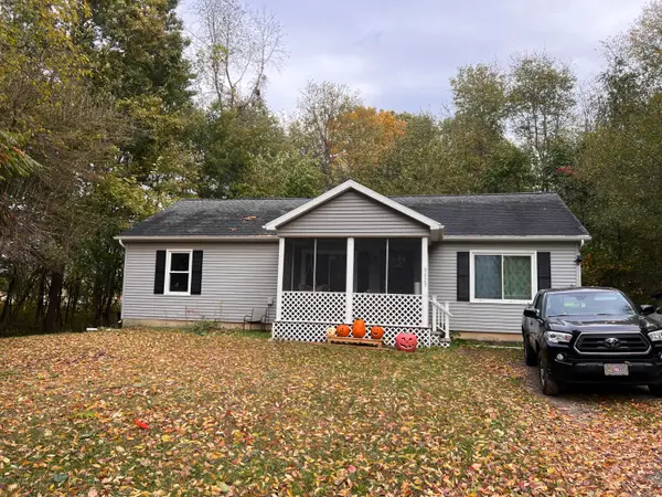 829 N 1000 E, Mill Creek, IN 46365