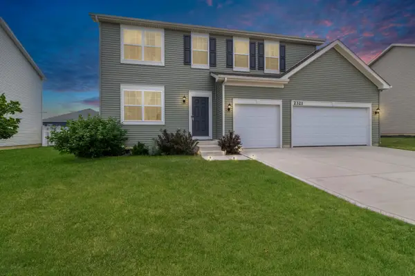 2321 Oakwood Lane, Lowell, IN 46356