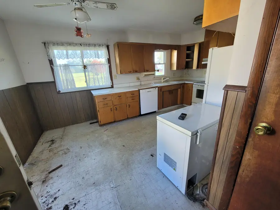 375 N 650 W, Valparaiso, IN 46385 - Image #2