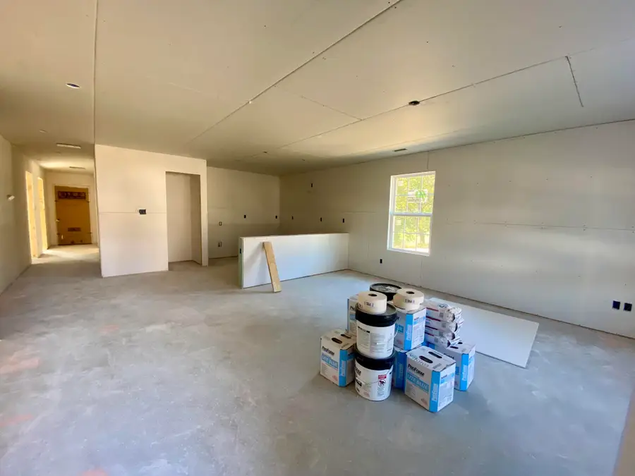 753 Kinsey Street, Valparaiso, IN 46385 - Image #2