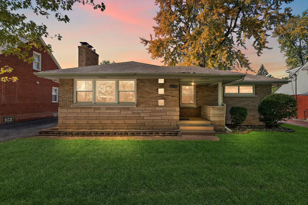 8210 Northcote Avenue, Munster, IN 46321 - Image #1