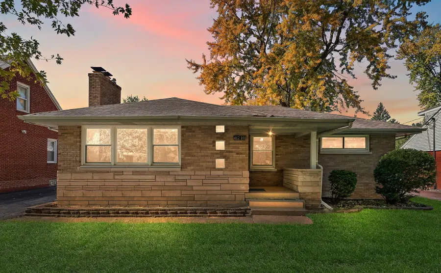 8210 Northcote Avenue, Munster, IN 46321 - Image #2