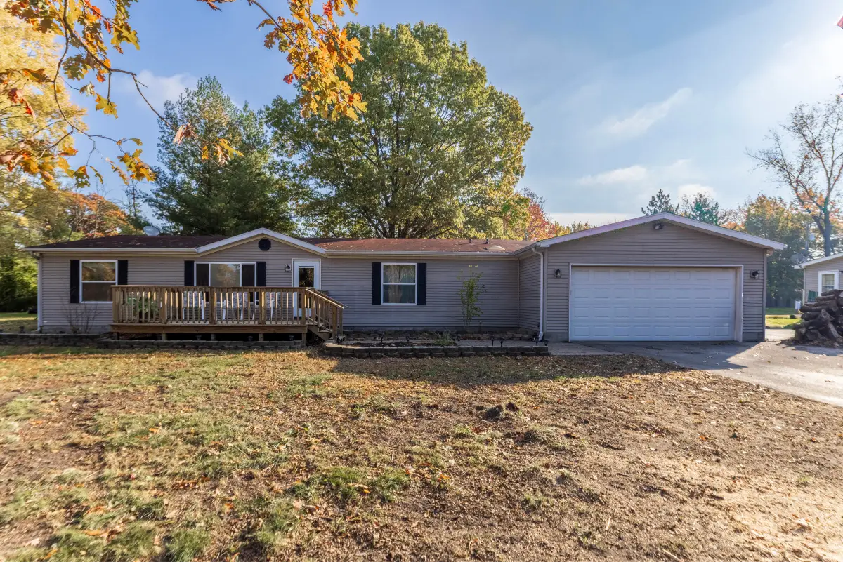 11327 N 550 E #7, Demotte, IN 46310 - Image #1