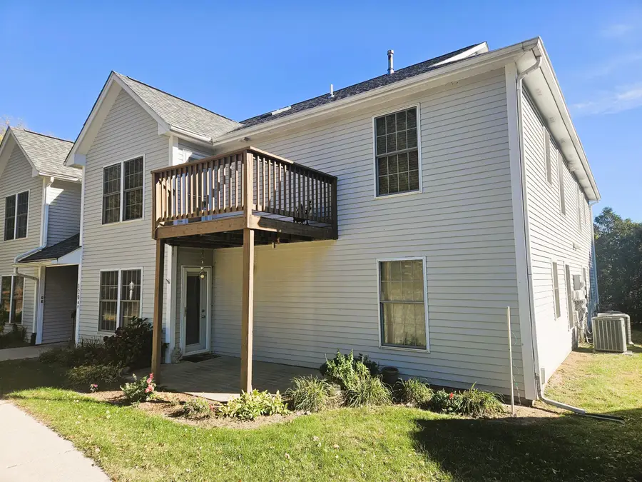 120 Pine Drive #H, Porter, IN 46304 - Image #2