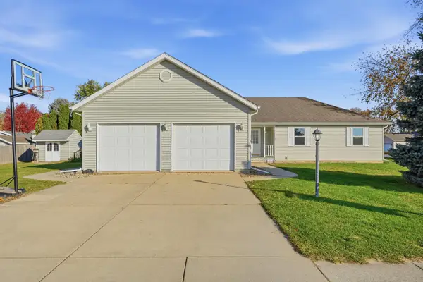 407 Mckinley Street, Kouts, IN 46347