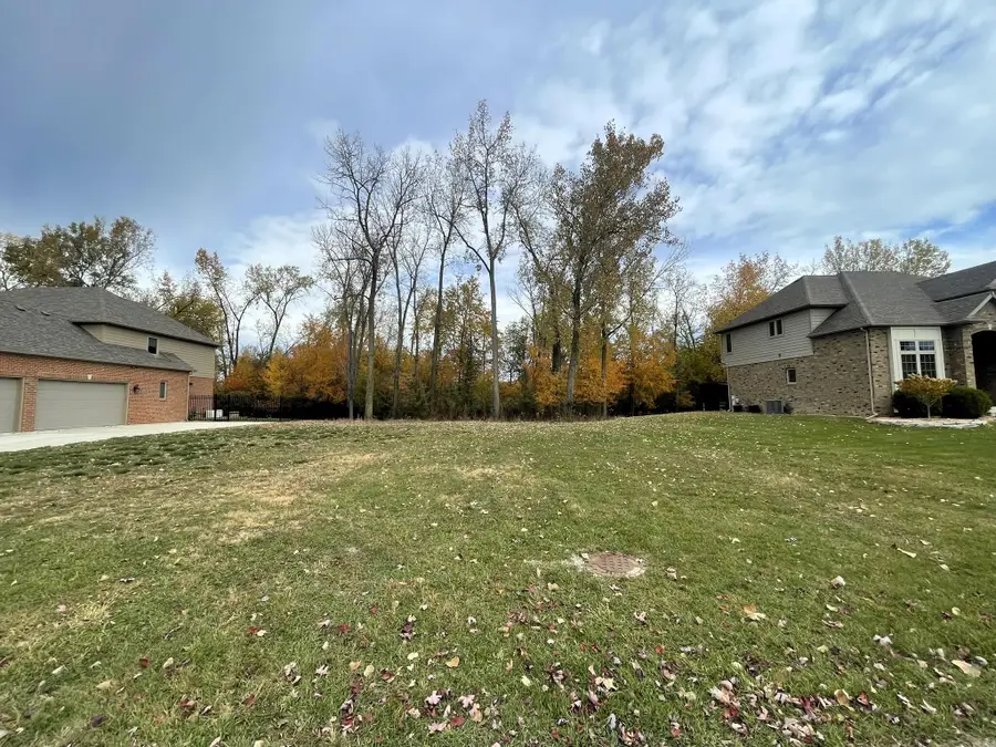 1026 Willowbrook Drive, Schererville, IN 46375 - Image #3