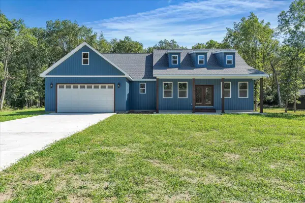 11215 Quail Run Drive S, Wheatfield, IN 46392