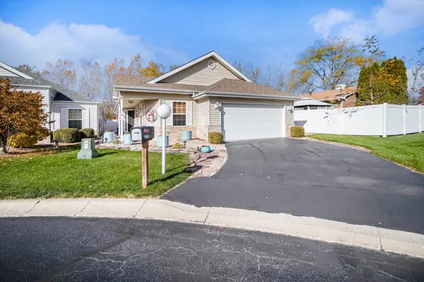 8320 Pointe Drive, Crown Point, IN 46307