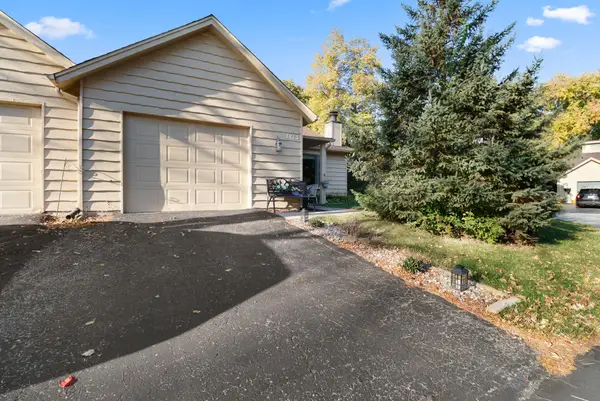 1813 Redwood Court, Crown Point, IN 46307