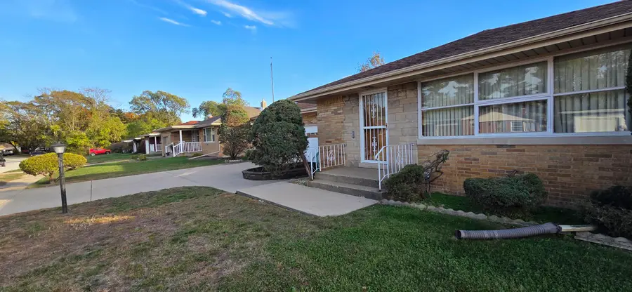 6755 Ash Avenue, Gary, IN 46403 - Image #2