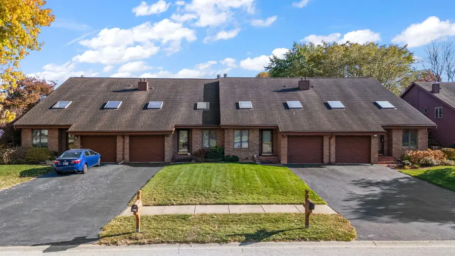 207 Bluegrass Drive, Schererville, IN 46375 - Image #2