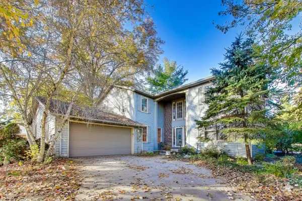 603 Savoy Place, Valparaiso, IN 46383