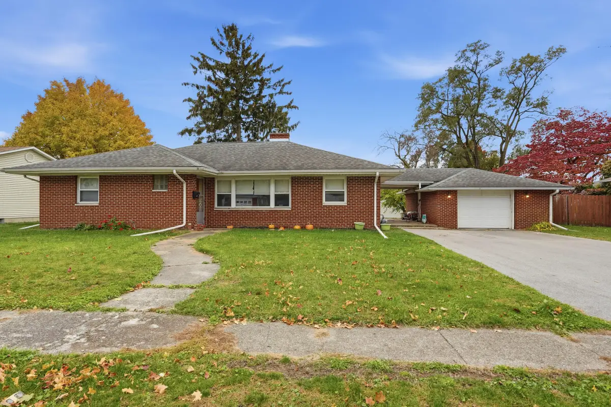 810 Virginia Avenue, La Porte, IN 46350 - Image #1