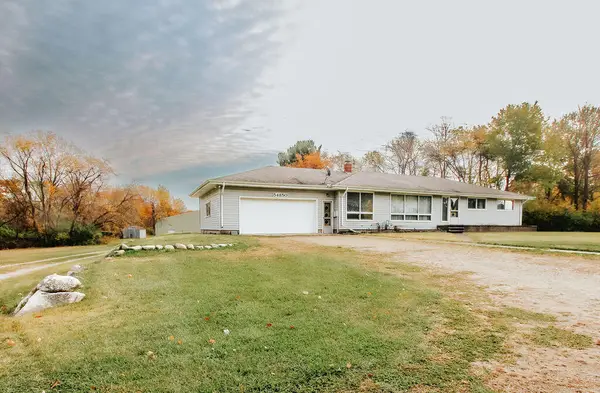 54850 County Line Road, New Carlisle, IN 46552