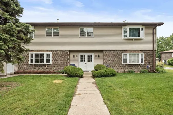 1853 Burgundy Street, Schererville, IN 46375