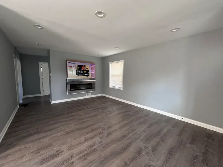 200 Taft Place, Gary, IN 46404 - Image #3