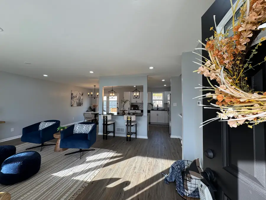 1558 W 99th Avenue, Crown Point, IN 46307 - Image #2