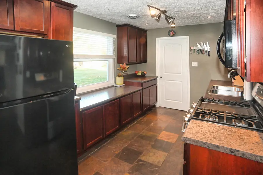 507 E Indiana Avenue, Chesterton, IN 46304 - Image #2