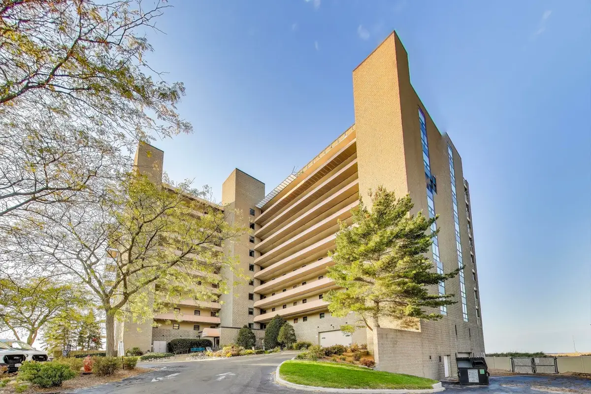 100 Lake Shore Drive #806, Michigan City, IN 46360 - Image #1