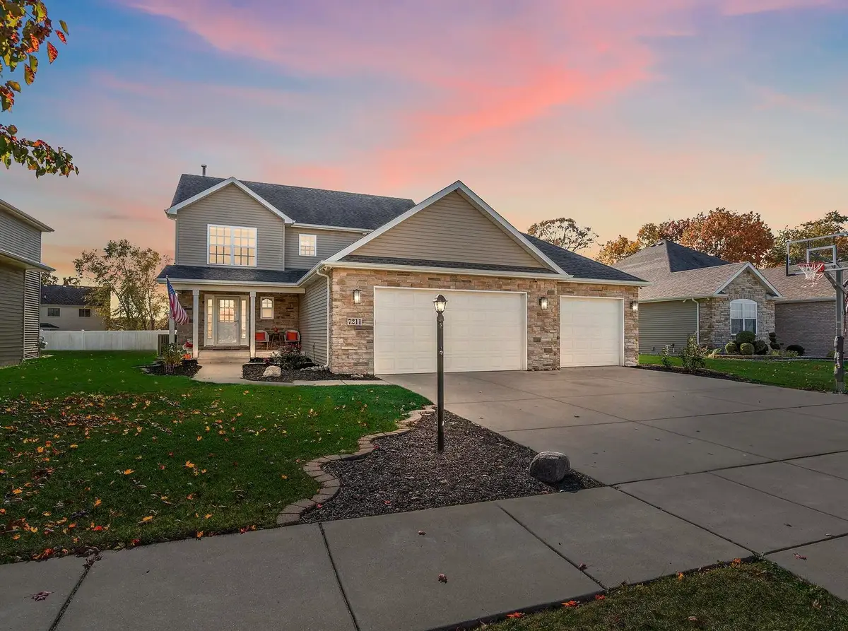 7211 E 104th Place, Crown Point, IN 46307 - Image #1