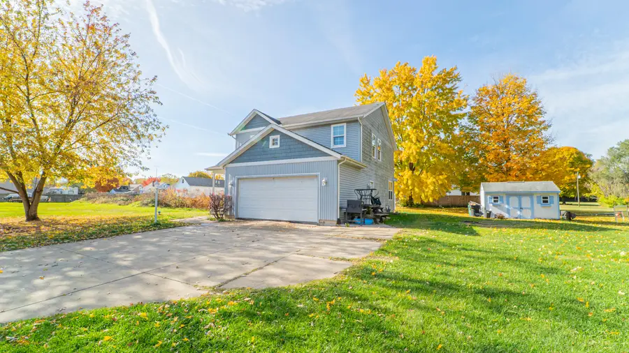 56339 Strasser Lane, South Bend, IN 46619 - Image #2