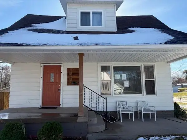 407 E State Street, Morocco, IN 47963