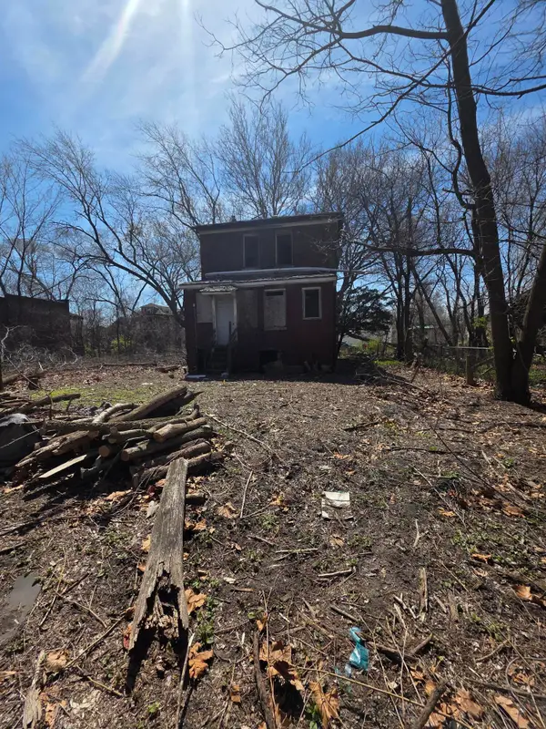 1690 W 12th Avenue, Gary, IN 46404