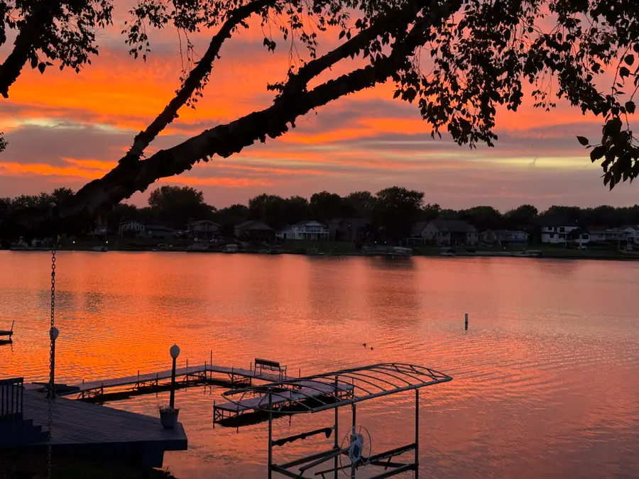 1728 Beachview Court, Crown Point, IN 46307 - Image #2