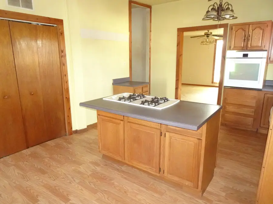 330 E Elm Street, Rensselaer, IN 47978 - Image #2