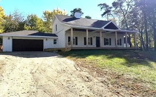 231 Lincoln Hills Drive, Valparaiso, IN 46385