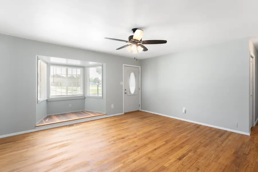 709 Indiana Avenue, Michigan City, IN 46360 - Image #2