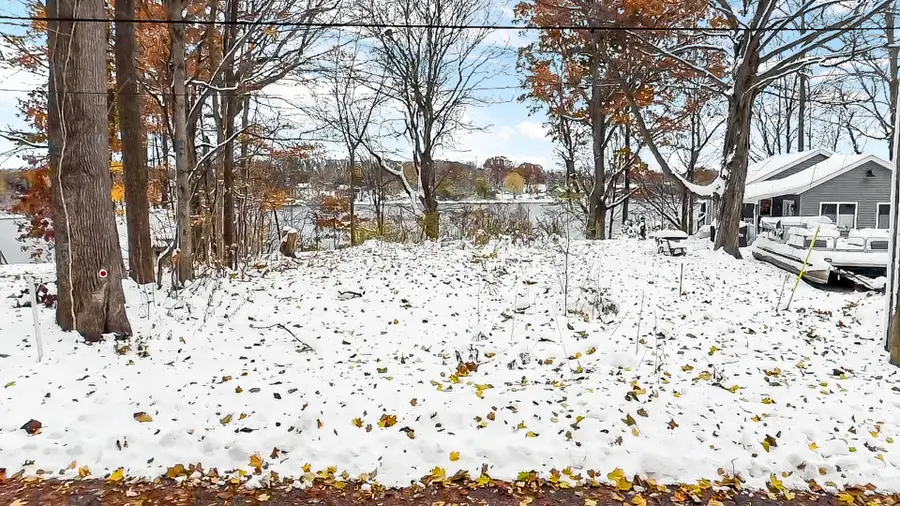 5613 E Saugana Trail, Rolling Prairie, IN 46371 - Image #2