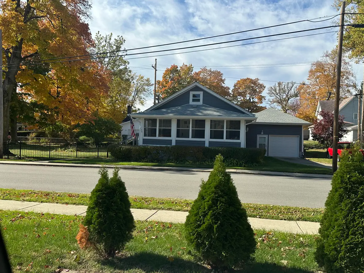 256 S Garfield Avenue, Valparaiso, IN 46383 - Image #1