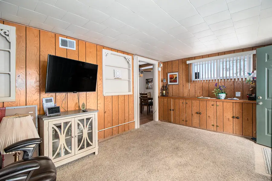 1 Walnut Pkwy, Crown Point, IN 46307 - Image #3