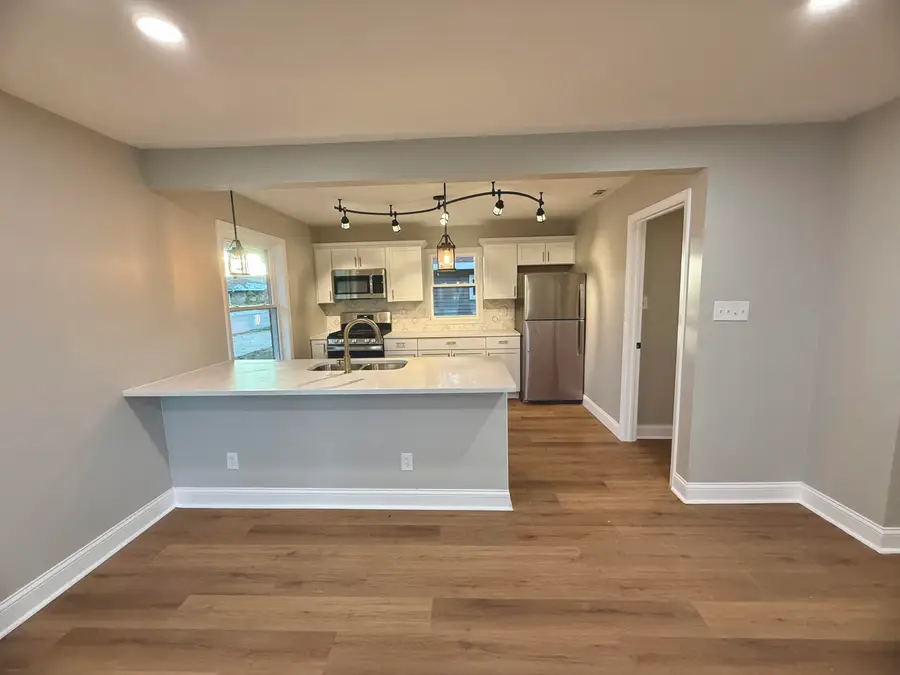 702 N Lindberg Street, Griffith, IN 46319 - Image #3