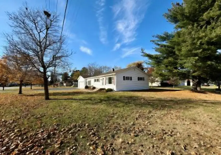 501 E 13th Street, Winamac, IN 46996 - Image #2